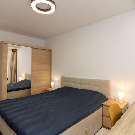 Georgi'S 1 Bedroom Quiet Apartment With Garage 소피아 외부 사진